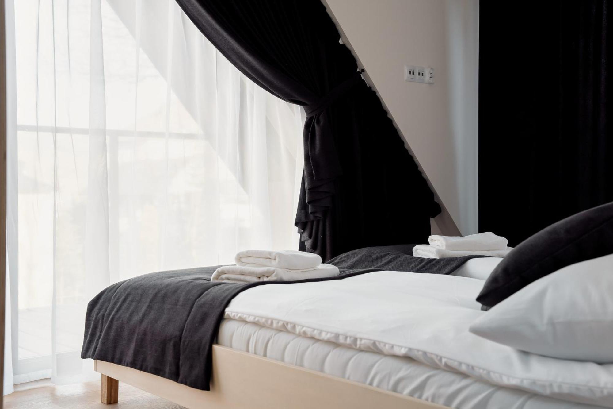 B27 Apartment *