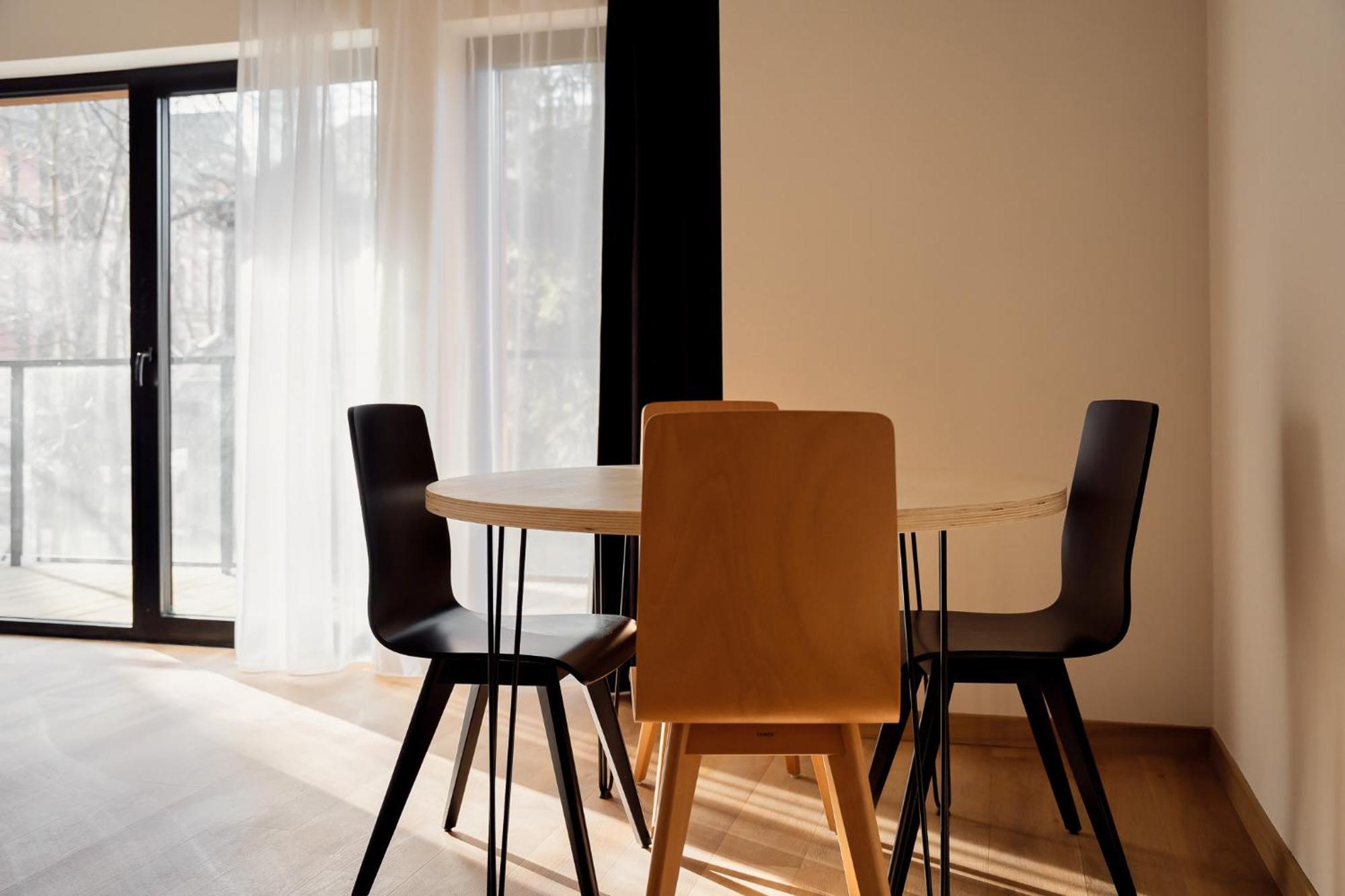 B27 Apartment